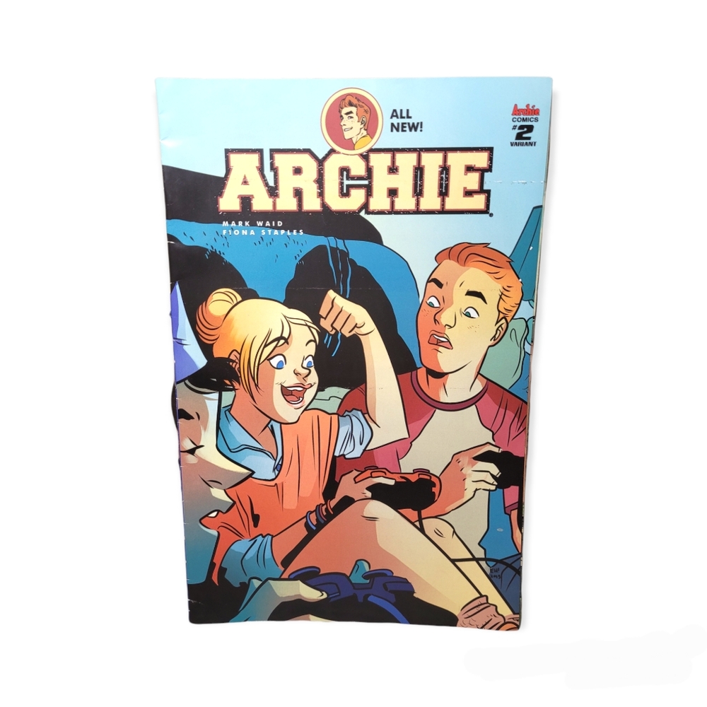 Archie Vol 2 Variant #2C Erica Henderson Cover Waid Staples 2015 Comic